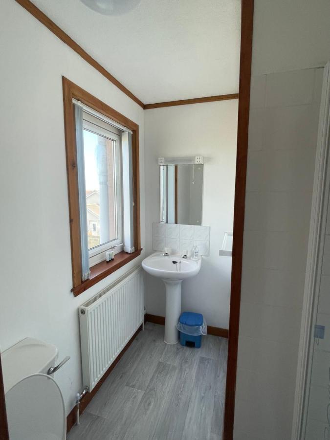 Impala Guest House Wick  Extérieur photo