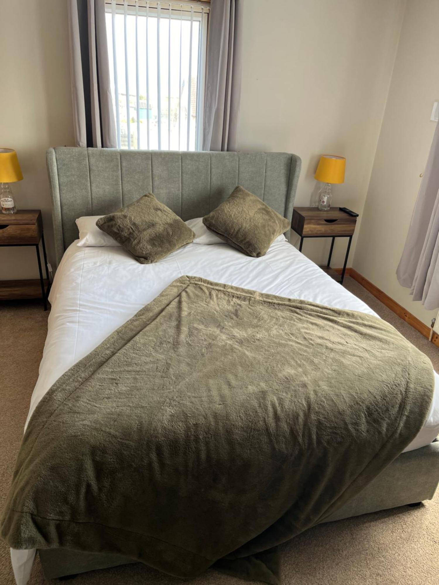 Impala Guest House Wick  Extérieur photo